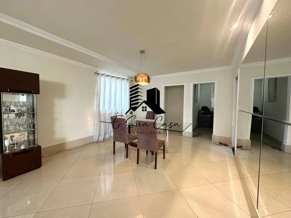 Casa, 4 quartos, 343 m² - Foto 2