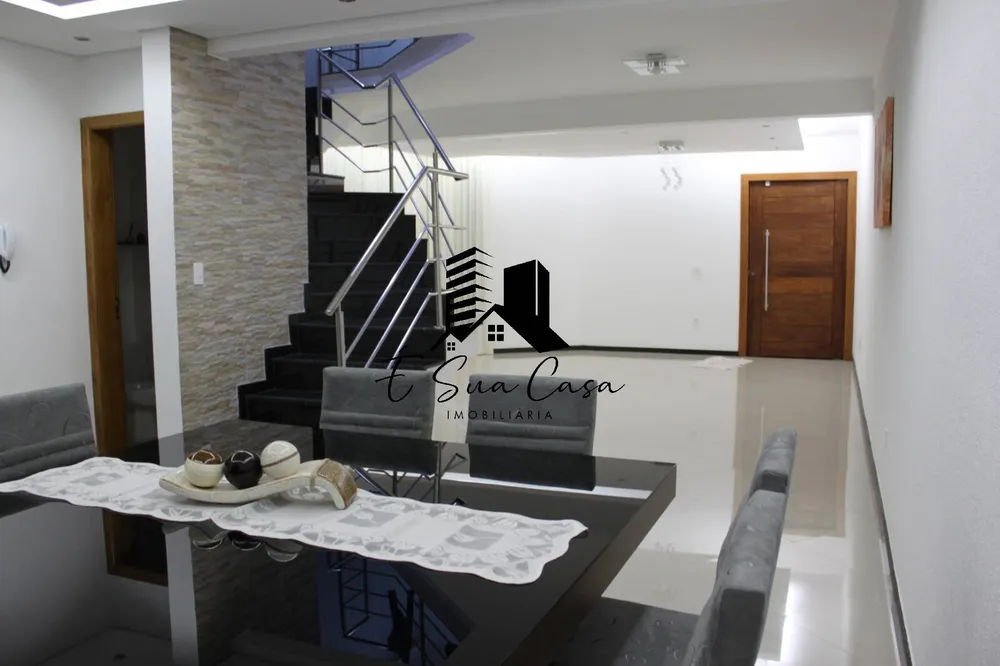 Casa, 3 quartos, 250 m² - Foto 1