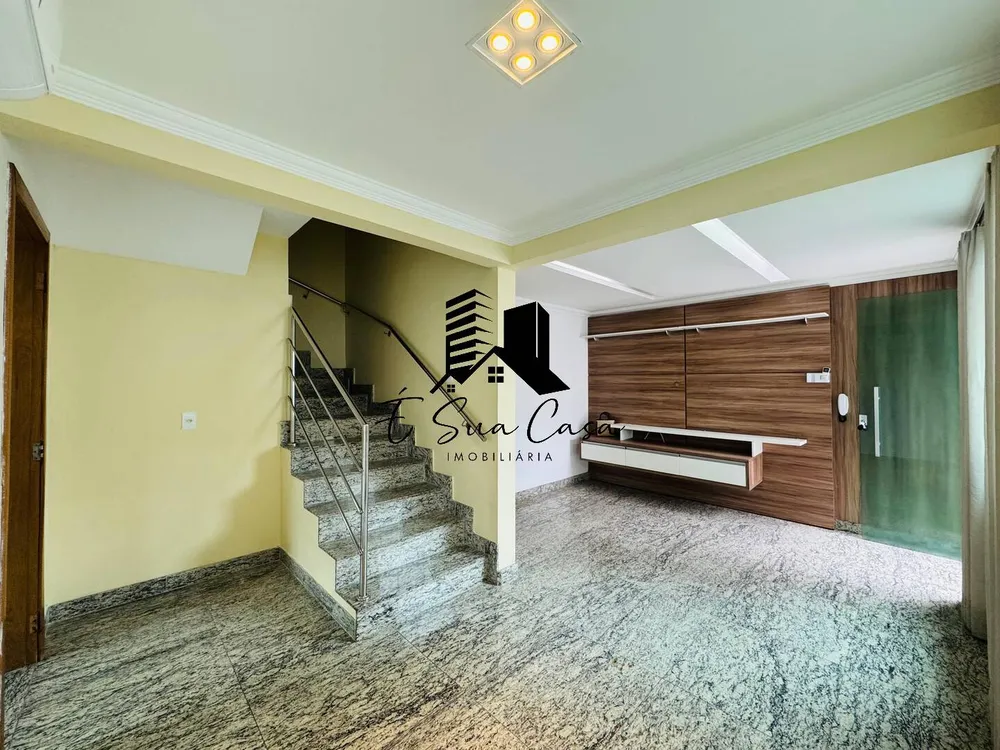 Casa, 3 quartos, 180 m² - Foto 1