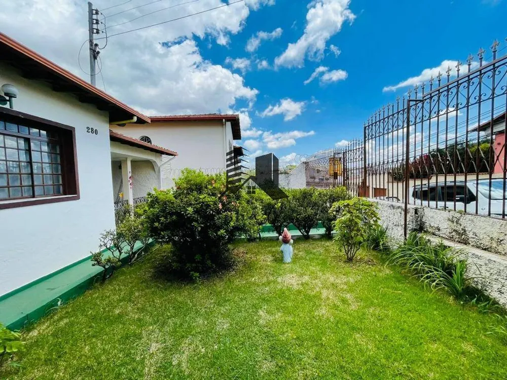Casa, 4 quartos, 331 m² - Foto 1