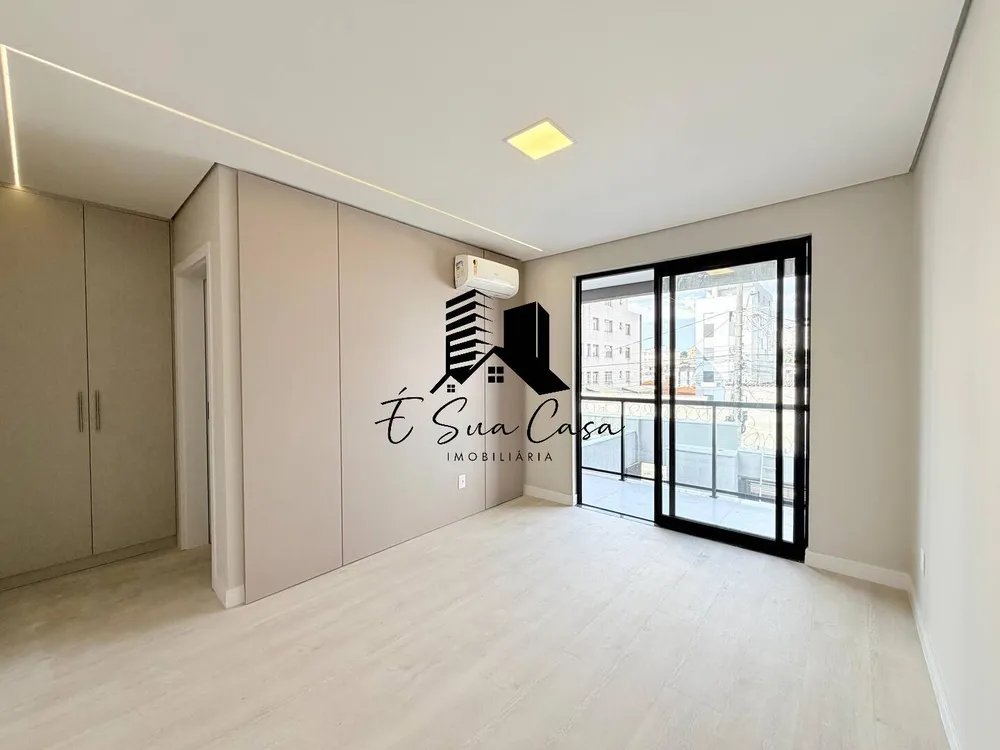 Casa, 3 quartos, 200 m² - Foto 1