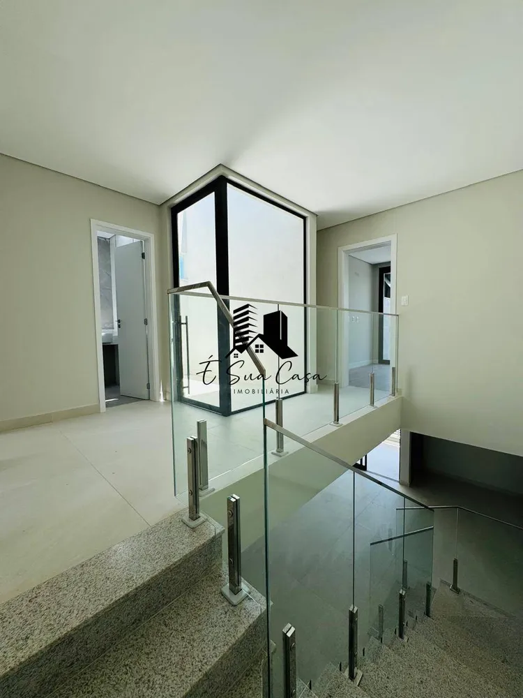 Casa, 3 quartos, 230 m² - Foto 1