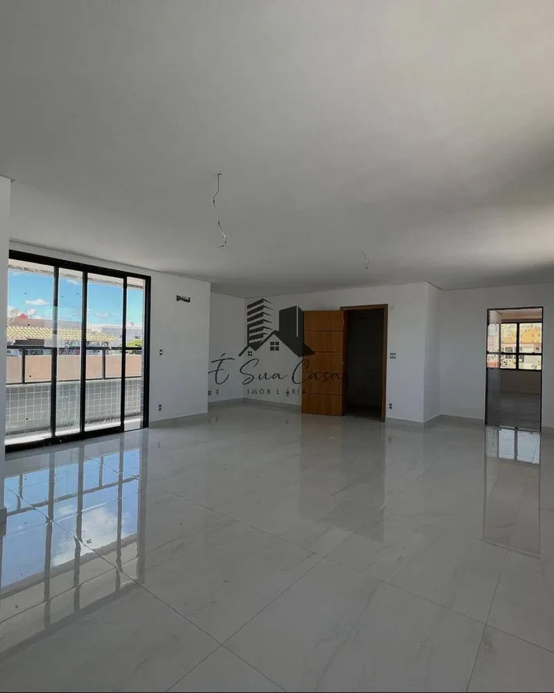 Apartamento, 3 quartos, 270 m² - Foto 1