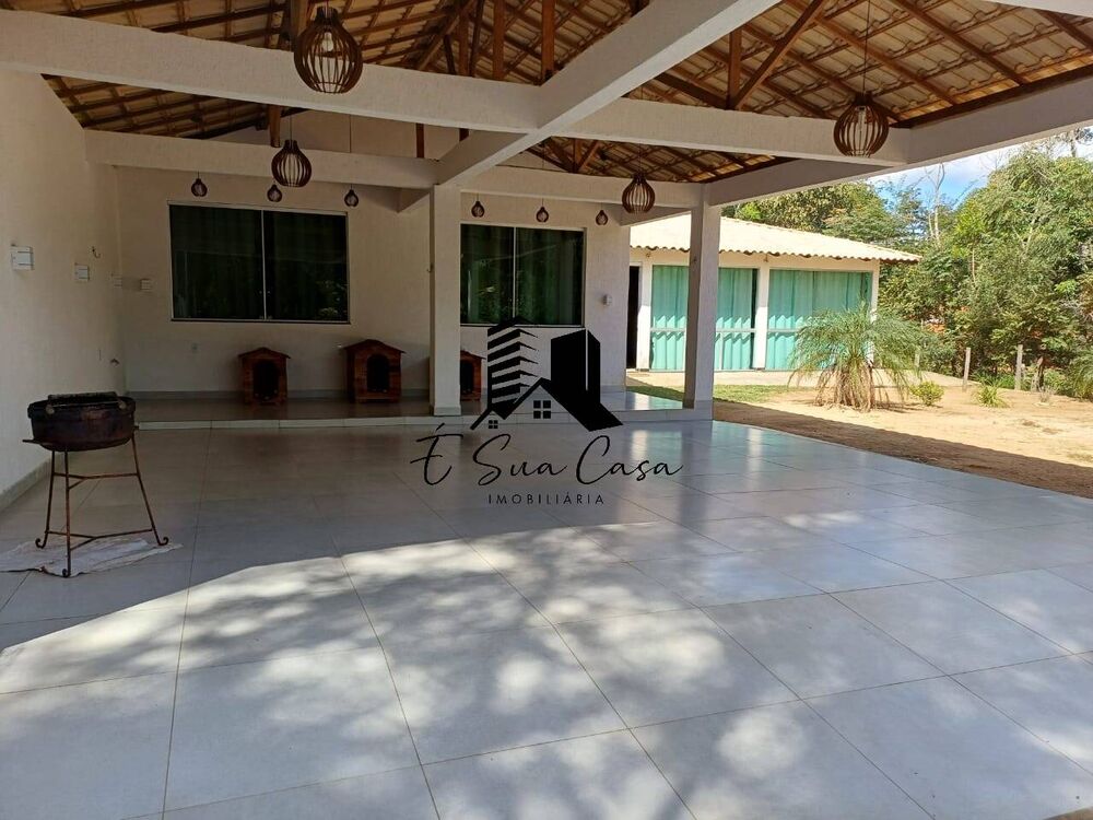 Chácara à venda com 4 quartos, 2500m² - Foto 2