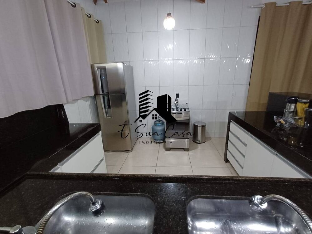 Chácara à venda com 4 quartos, 2500m² - Foto 10