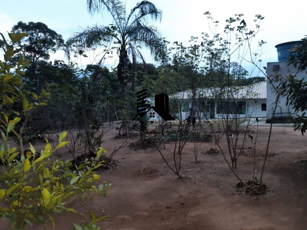 Chácara à venda com 4 quartos, 2500m² - Foto 32