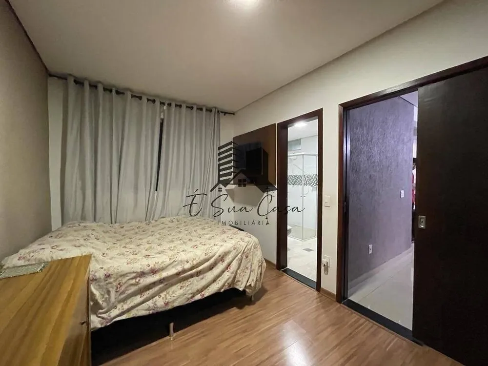 Casa, 3 quartos, 250 m² - Foto 1