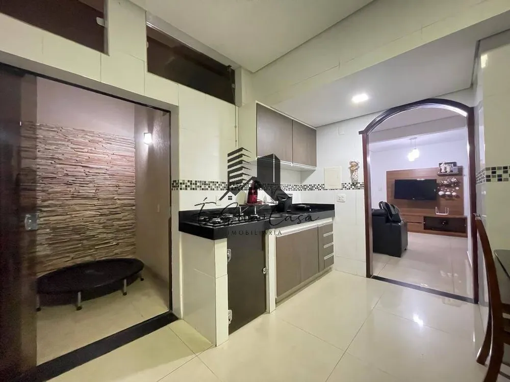 Casa, 3 quartos, 250 m² - Foto 8