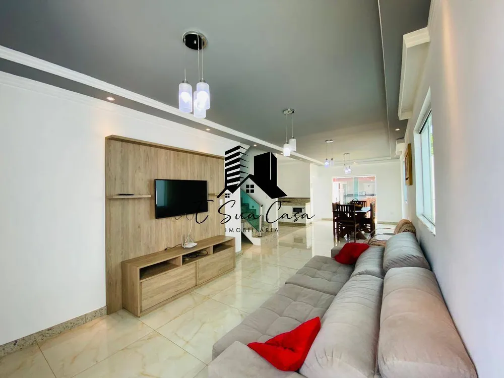 Casa, 3 quartos, 210 m² - Foto 2