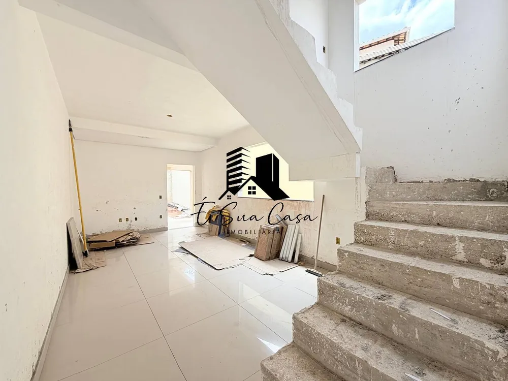 Casa, 3 quartos, 218 m² - Foto 3