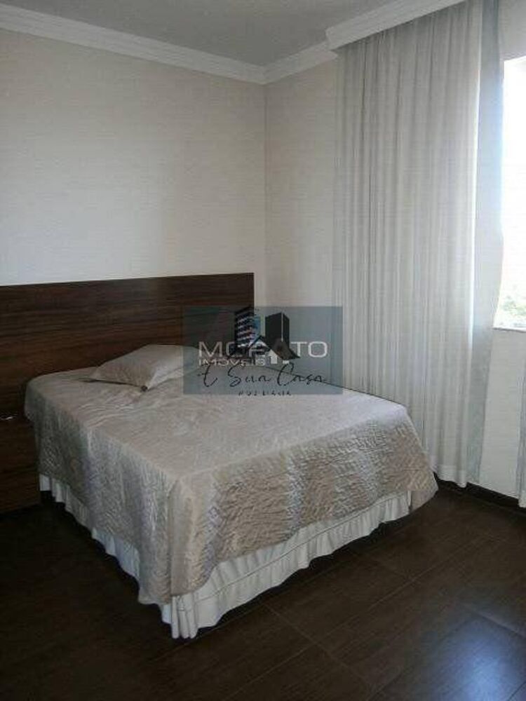 Casa, 4 quartos, 950 m² - Foto 4