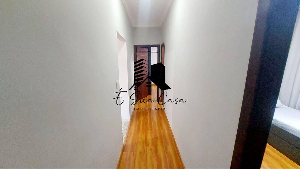 Casa à venda com 3 quartos, 360m² - Foto 7