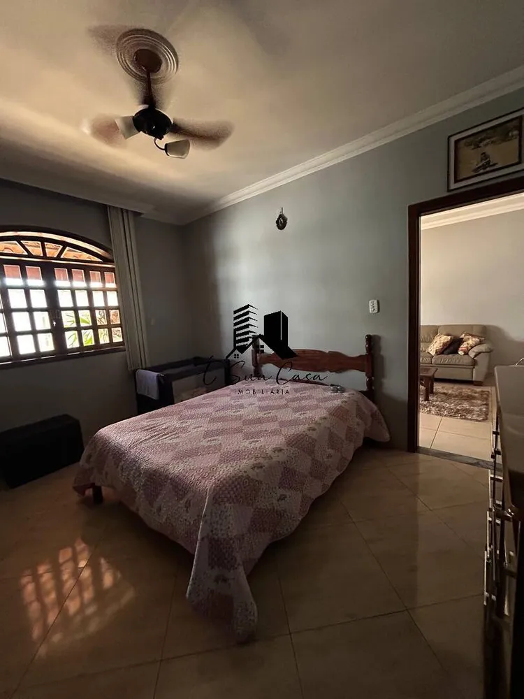 Casa, 3 quartos, 360 m² - Foto 2