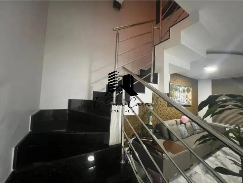Casa, 3 quartos, 180 m² - Foto 1