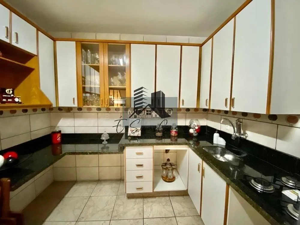 Casa, 4 quartos, 240 m² - Foto 6