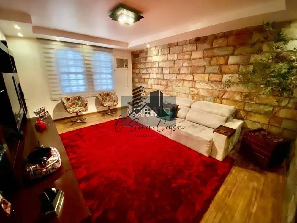 Casa, 4 quartos, 240 m² - Foto 1