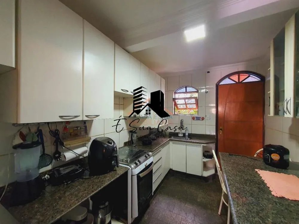 Casa, 3 quartos, 360 m² - Foto 3