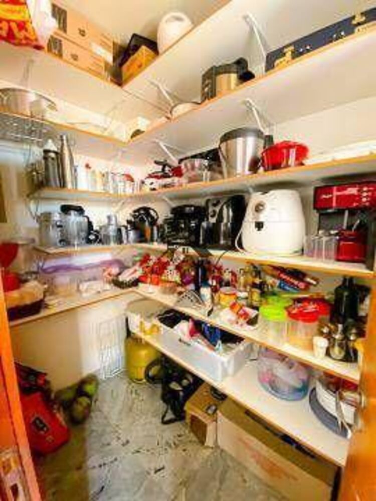 Casa à venda com 5 quartos, 300m² - Foto 2