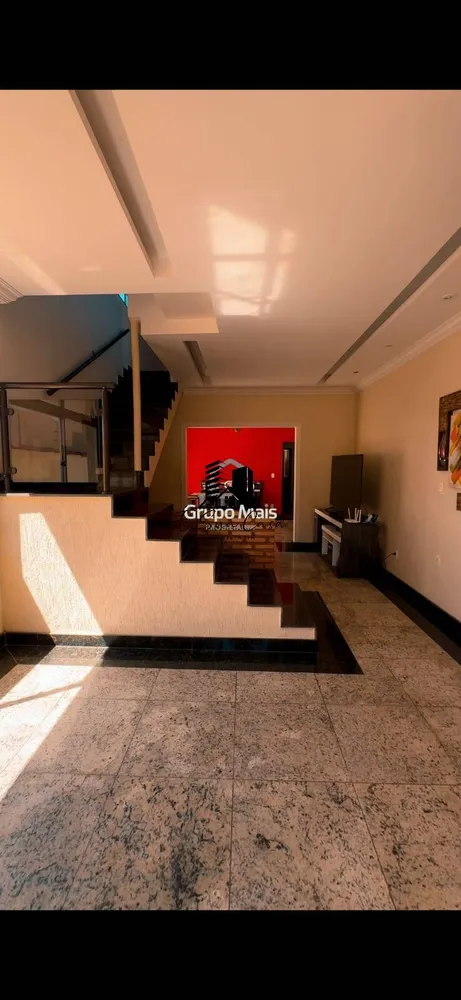 Casa, 5 quartos, 400 m² - Foto 1