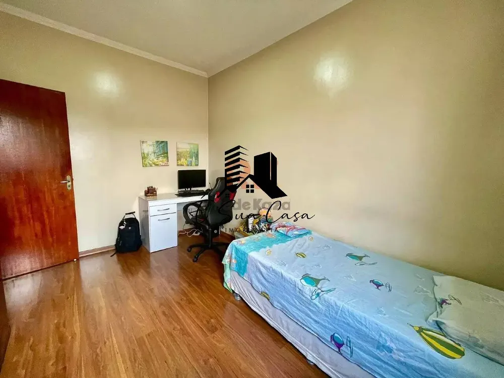 Casa, 4 quartos, 220 m² - Foto 10
