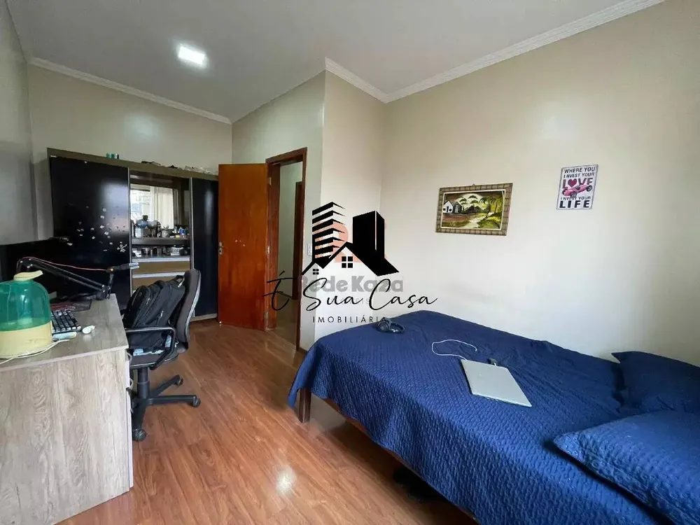 Casa, 4 quartos, 220 m² - Foto 14