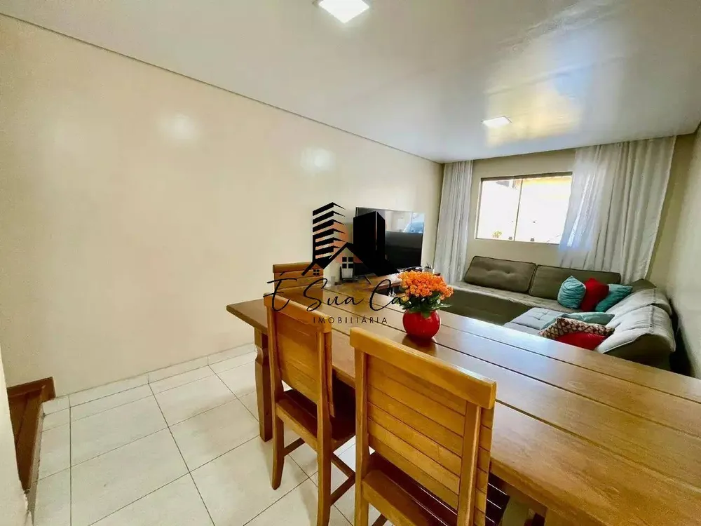 Casa, 4 quartos, 220 m² - Foto 2