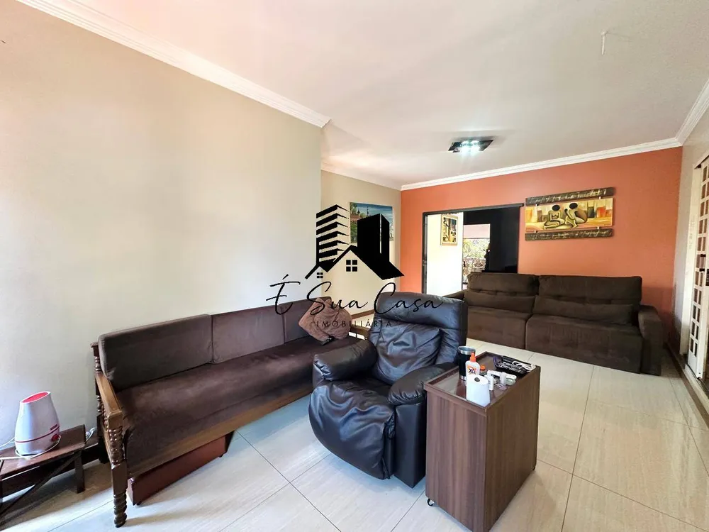 Casa, 3 quartos, 339 m² - Foto 1