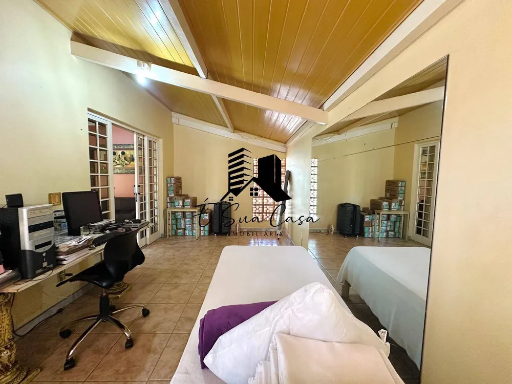 Casa, 3 quartos, 339 m² - Foto 2