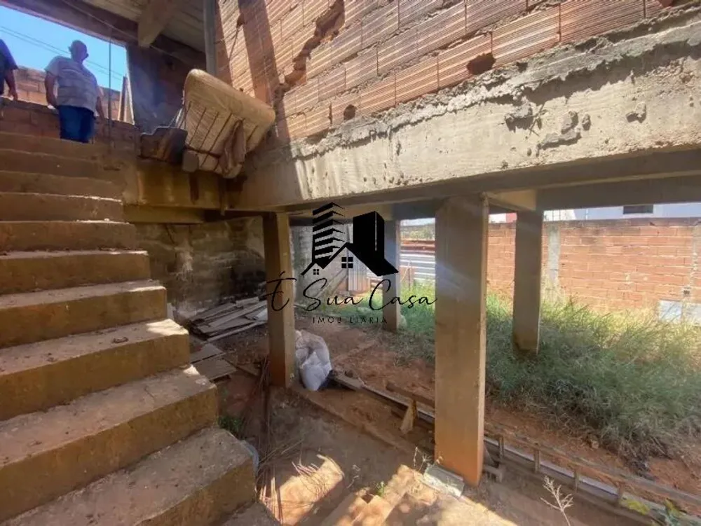 Casa, 3 quartos, 200 m² - Foto 1