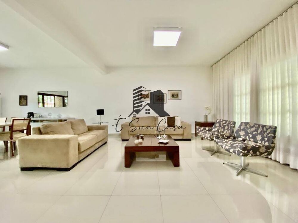 Casa, 5 quartos, 291 m² - Foto 1