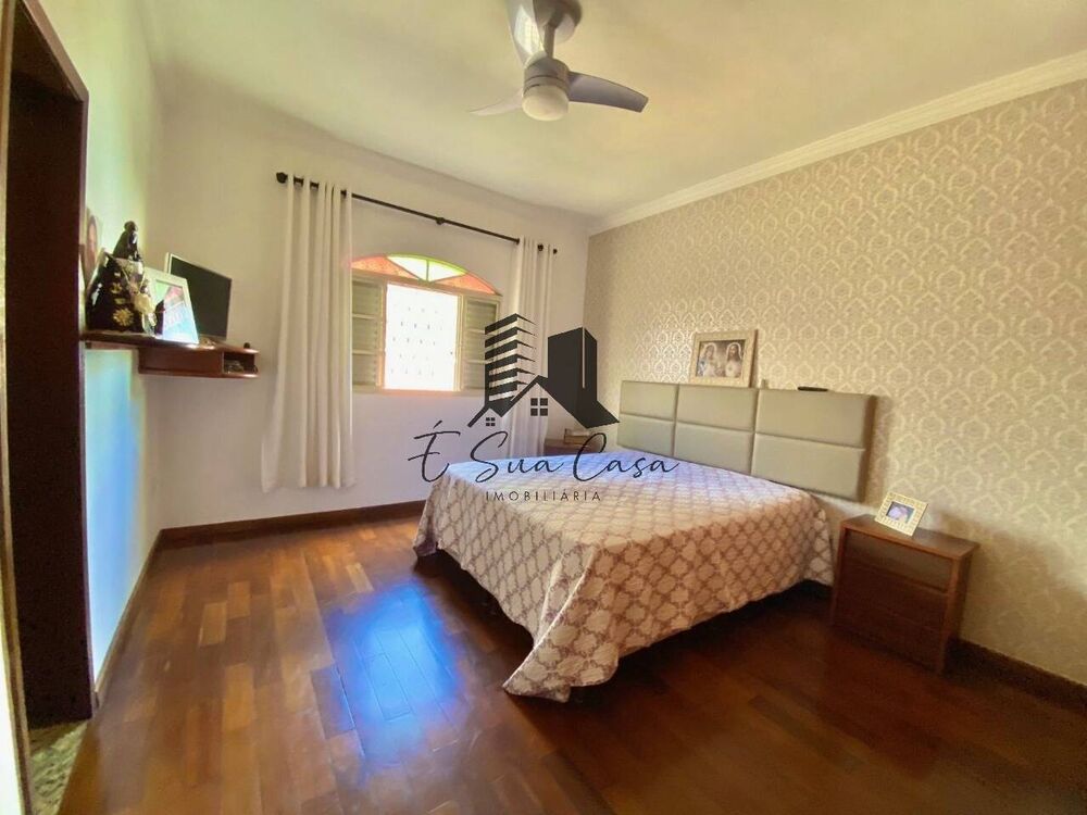 Casa, 3 quartos, 178 m² - Foto 3
