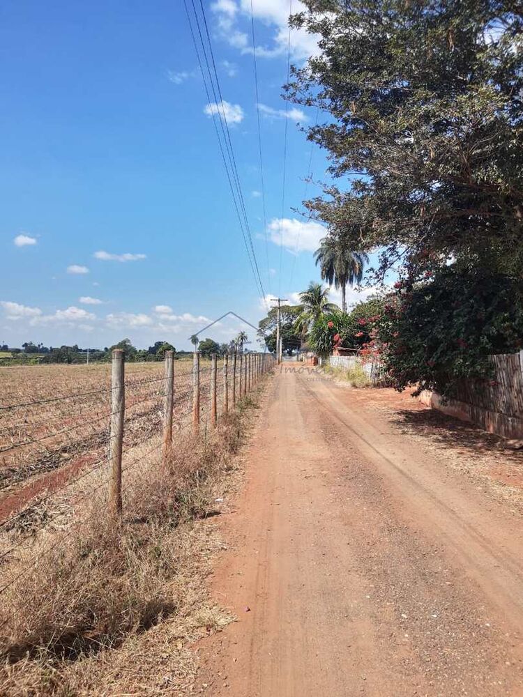 Chácara à venda com 1 quarto, 22626m² - Foto 1