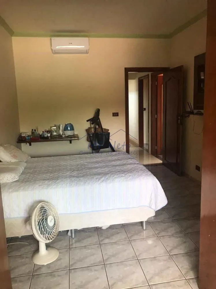 Casa, 4 quartos, 300 m² - Foto 1