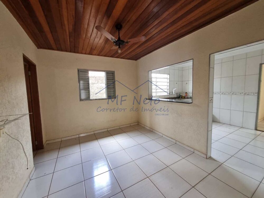 Casa à venda com 2 quartos, 300m² - Foto 13