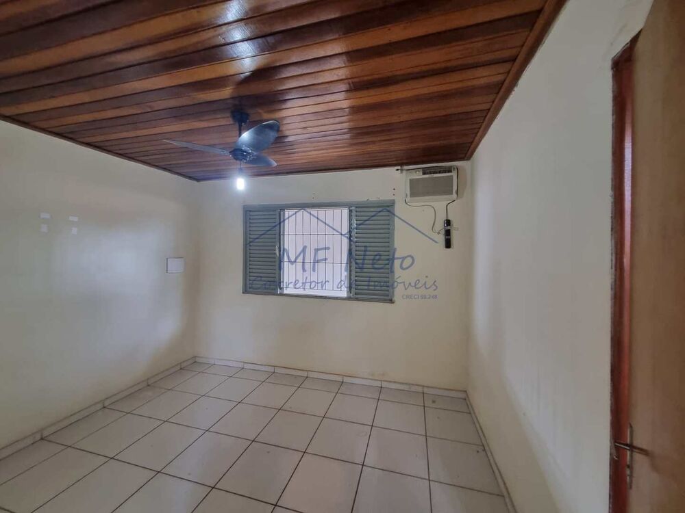 Casa à venda com 2 quartos, 300m² - Foto 10