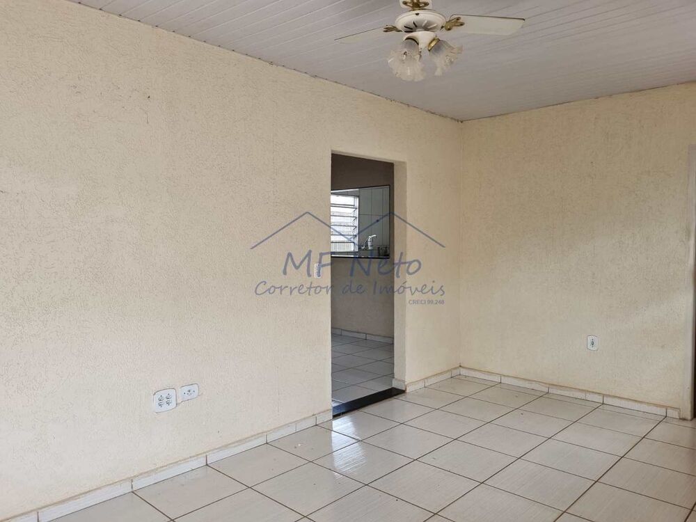 Casa à venda com 2 quartos, 300m² - Foto 6