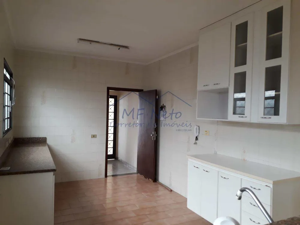 Casa, 4 quartos, 263 m² - Foto 2