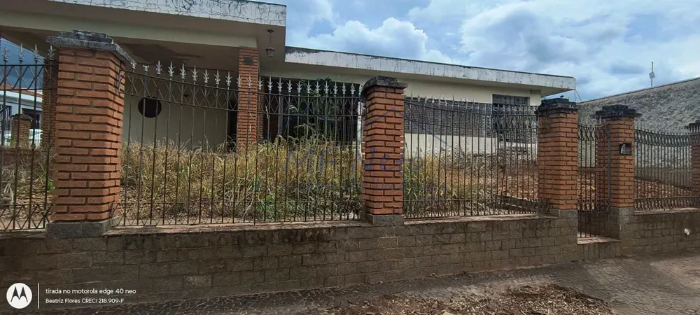 Casa, 3 quartos, 552 m² - Foto 1