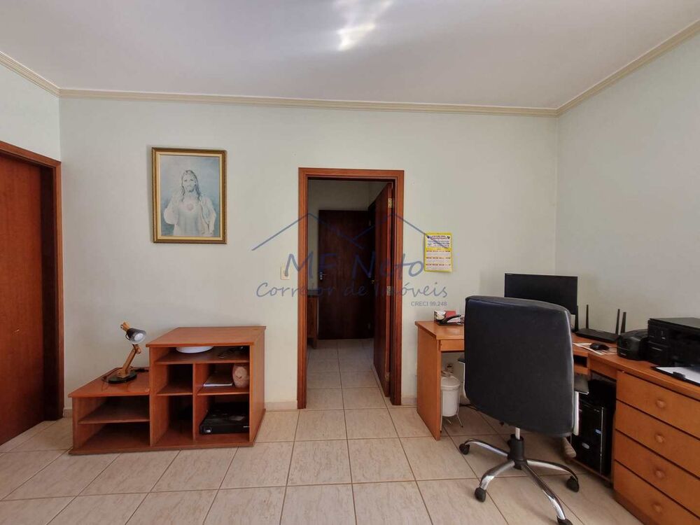 Casa à venda com 4 quartos, 392m² - Foto 13