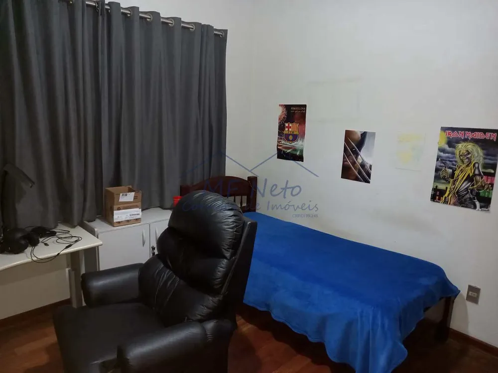 Casa, 3 quartos, 240 m² - Foto 1