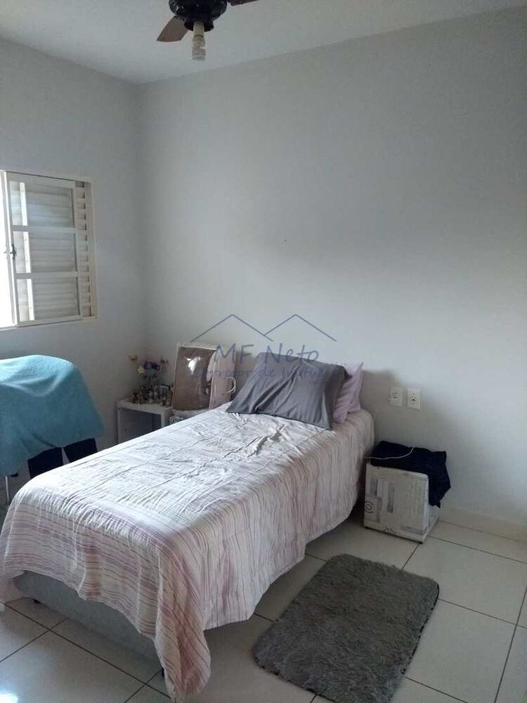 Casa, 4 quartos, 339 m² - Foto 3