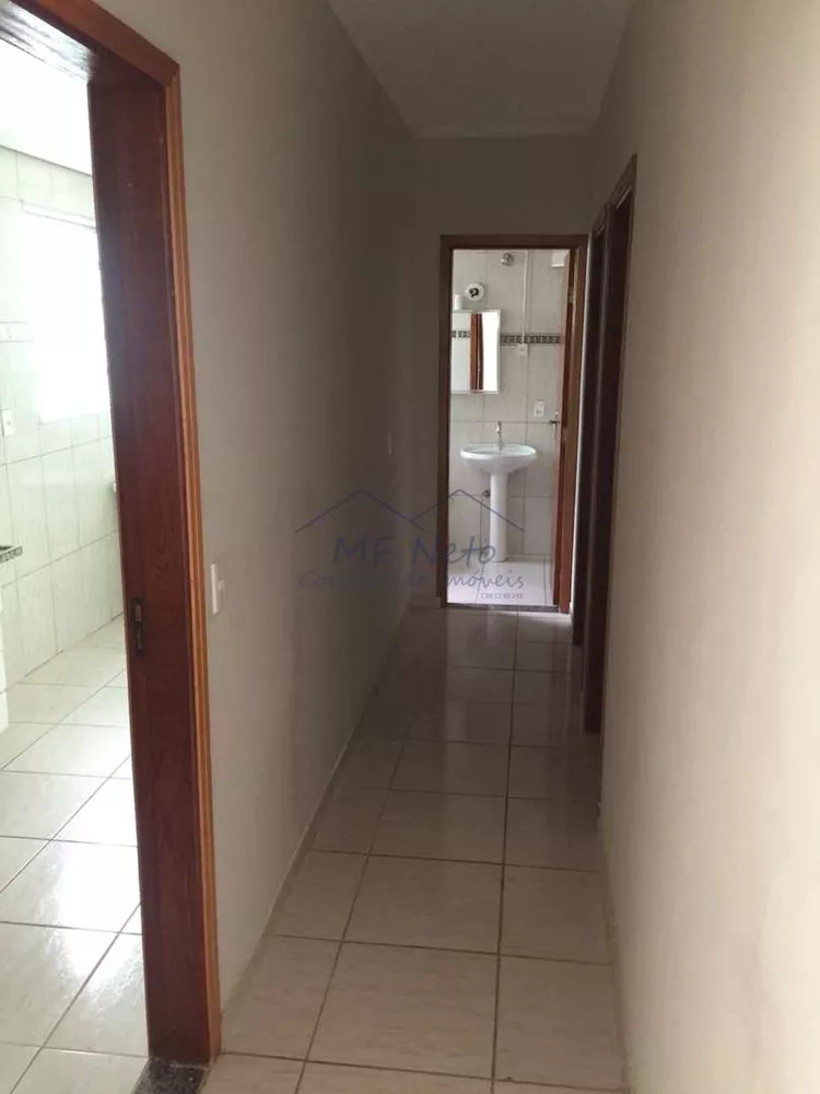 Apartamento à venda com 2 quartos, 64m² - Foto 4