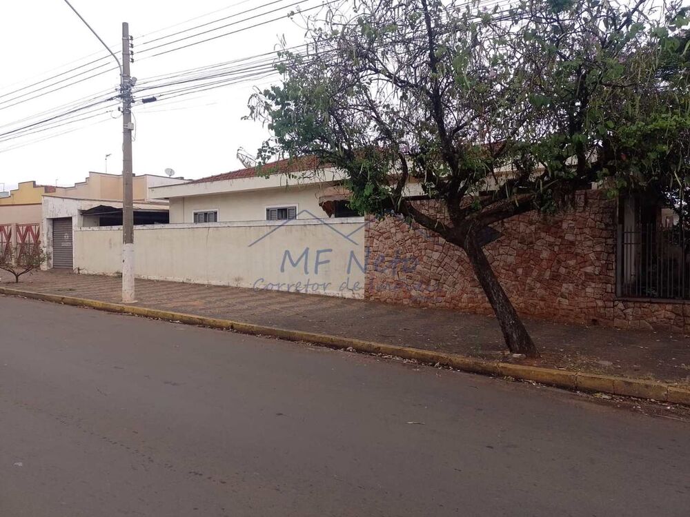 Casa à venda com 3 quartos, 294m² - Foto 3