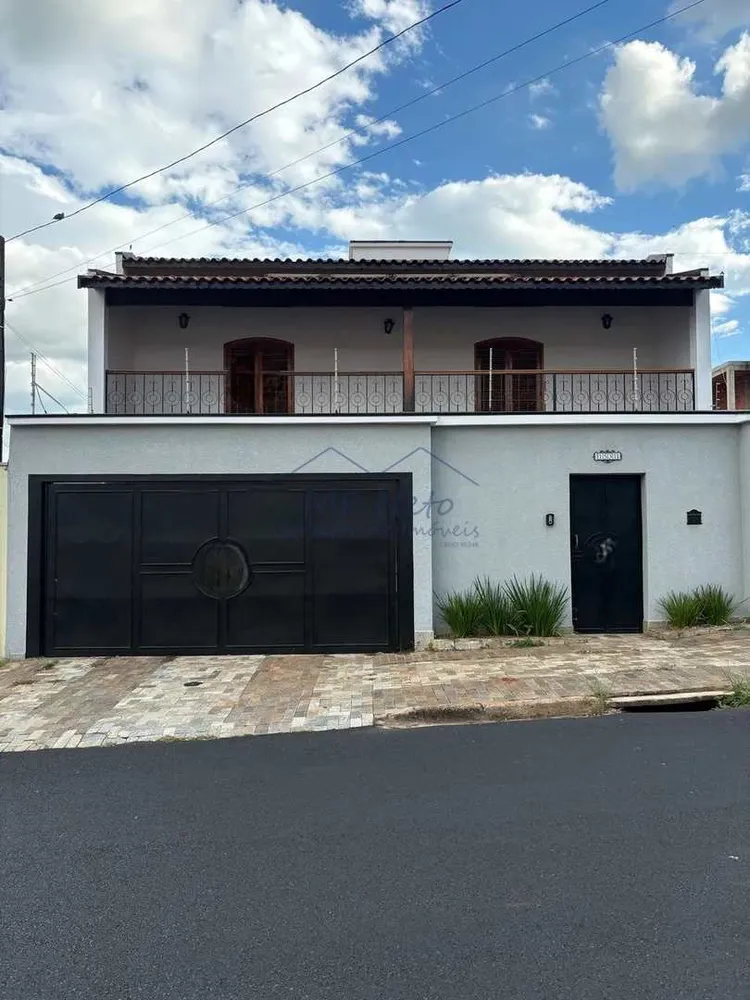 Casa, 4 quartos, 336 m² - Foto 1