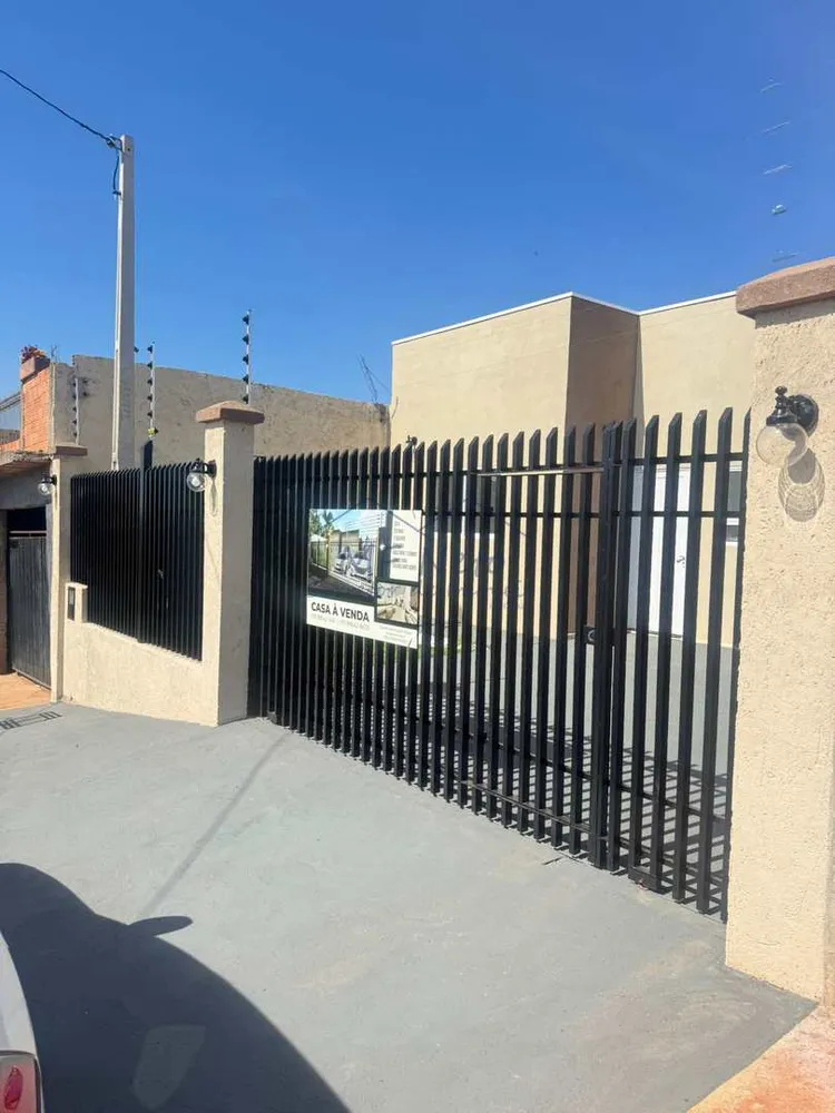 Casa, 2 quartos, 180 m² - Foto 1