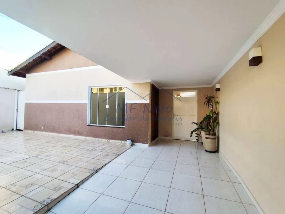 Casa, 4 quartos, 300 m² - Foto 1