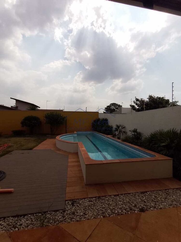 Casa à venda com 3 quartos, 660m² - Foto 11