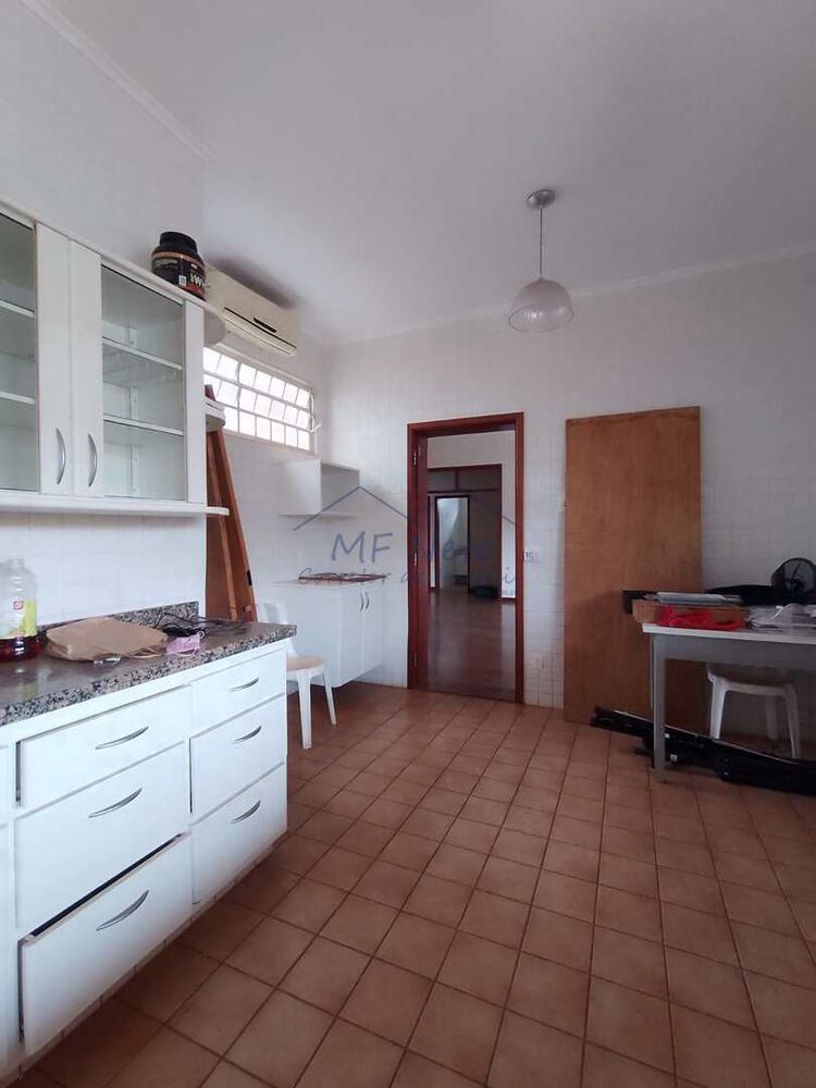 Casa à venda com 3 quartos, 660m² - Foto 3