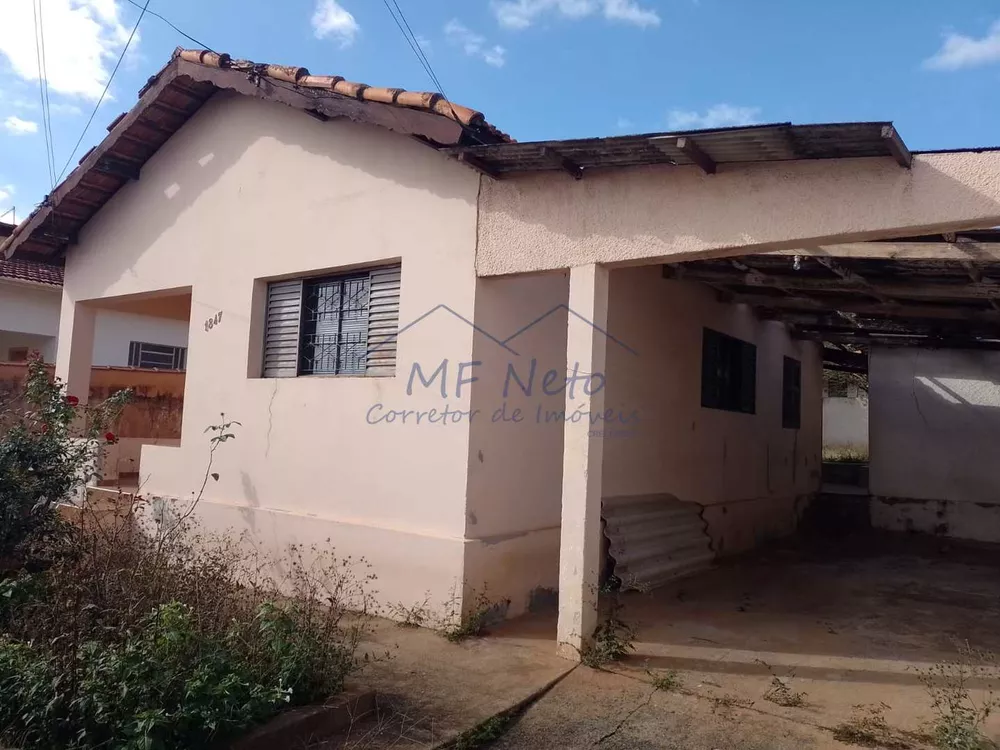 Casa à venda com 6 quartos, 490m² - Foto 3