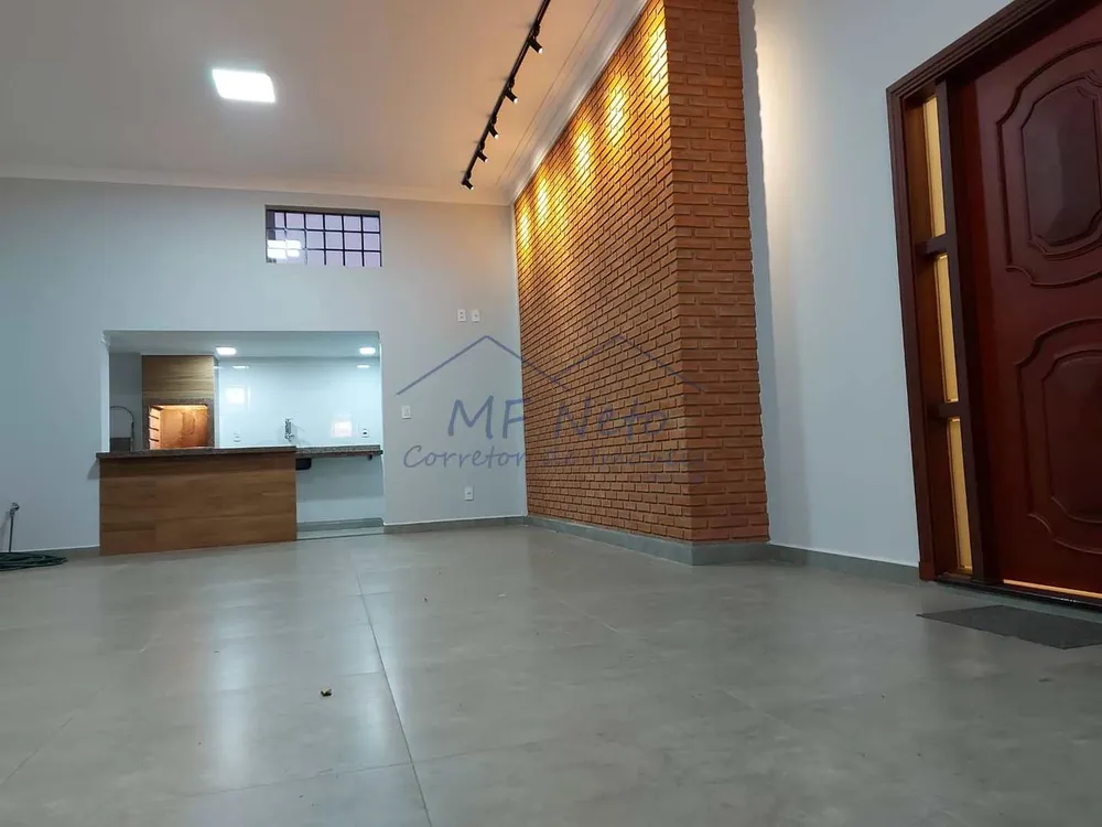 Casa, 3 quartos, 253 m² - Foto 2